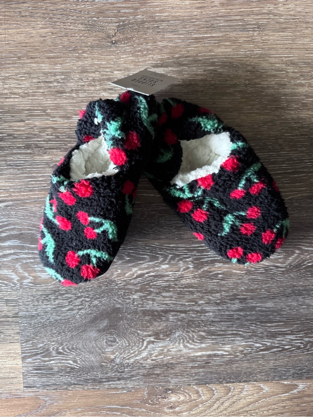 🍒 Black Fuzzy Slippers with Red Cherry Pattern 🍒